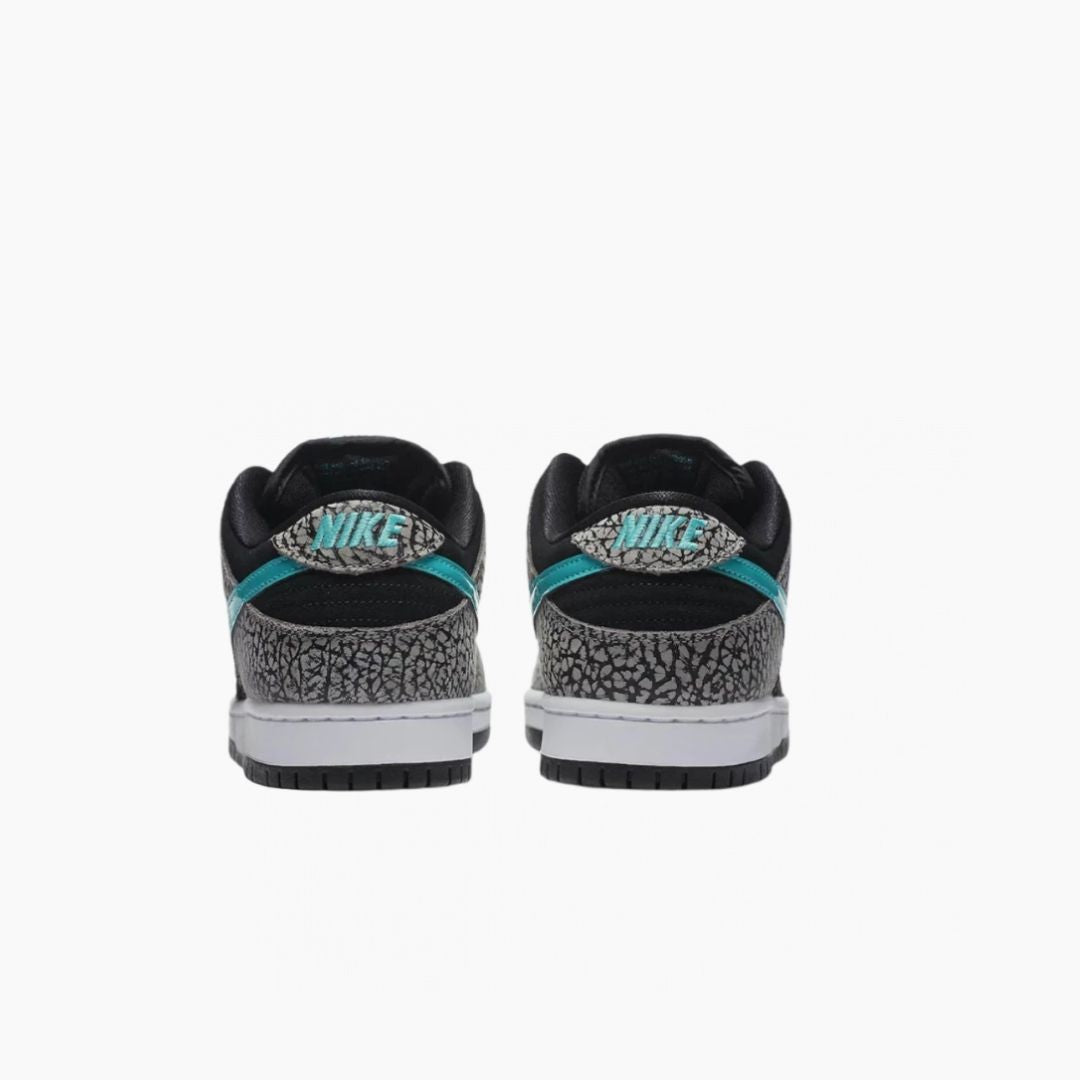 Nike SB Dunk Low atmos Elephant