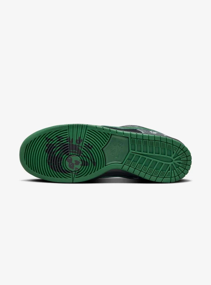 NIKE SB DUNK LOW PRO THERE SKATEBOARDS
