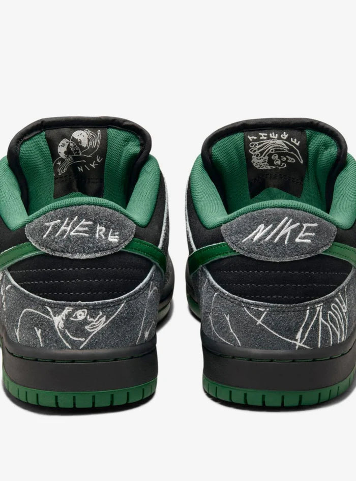 NIKE SB DUNK LOW PRO THERE SKATEBOARDS