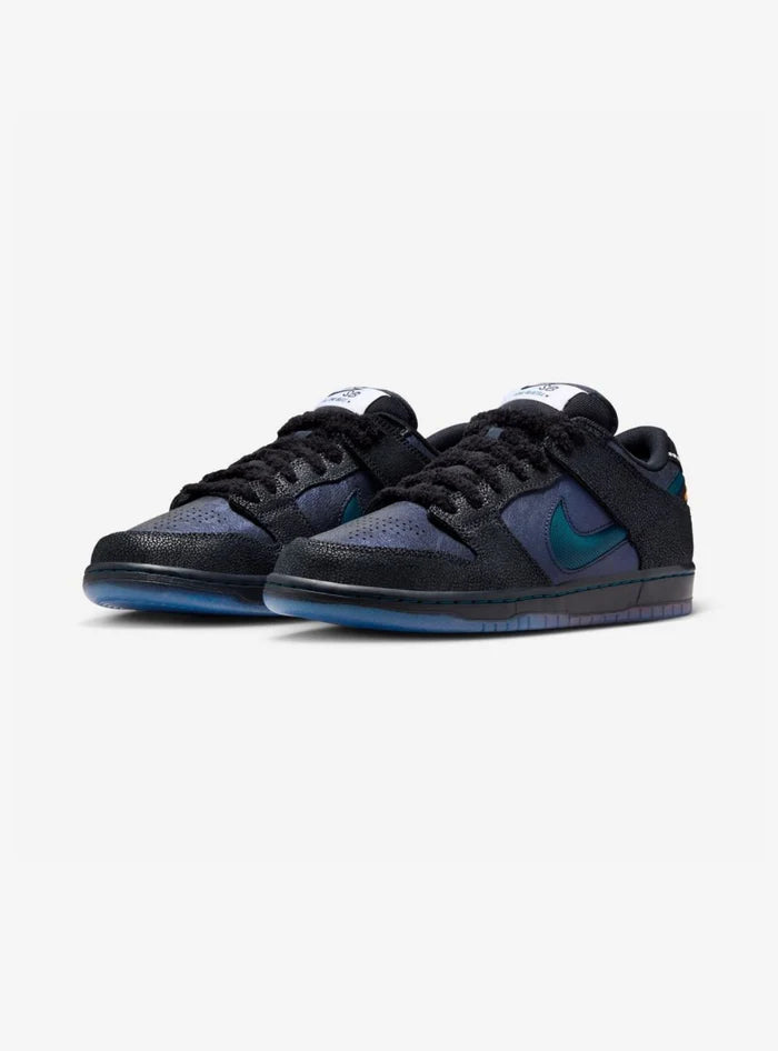 Nike SB Dunk Low Pro Bluetile Skateboards