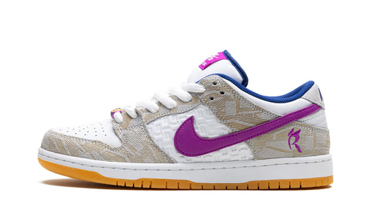 Nike SB  Dunk Low "Rayssa Leals" Pure platinum